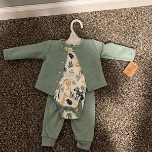 Chick pea 0-3 month 3 piece set-NEW with tags